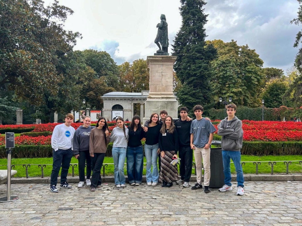 alumnos italianos visitan el museo del prado